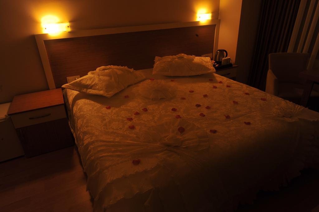 Emsa Palace Hotel Darıca 外观 照片